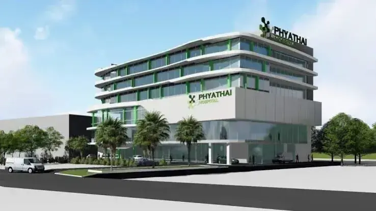 Phythai Hospital view