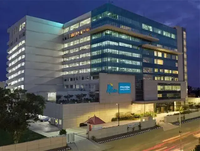 Apollo Cancer Centres view